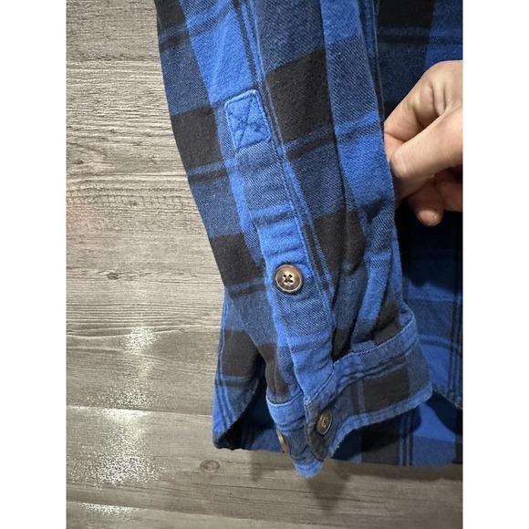 Duluth Trading Shirt Mens Medium Trim Fit Blue Black Plaid Button Down Flannel - Picture 4 of 8